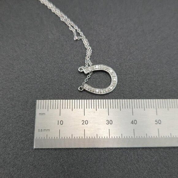 18 Inch Sterling Silver Small Diamonds Horseshoe Necklace A6273 - Picture 7 of 8